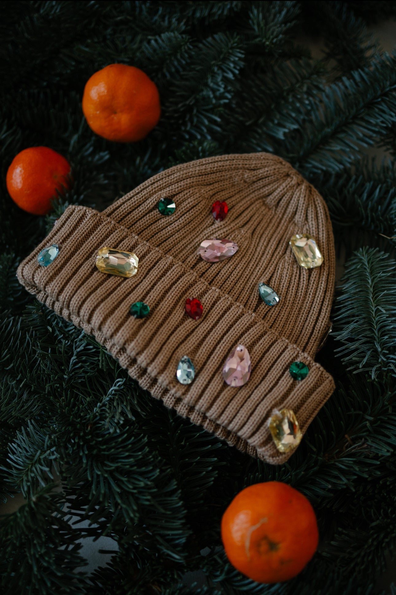 Handmade Knitted Beanie Inlaid with Decorative Stones
