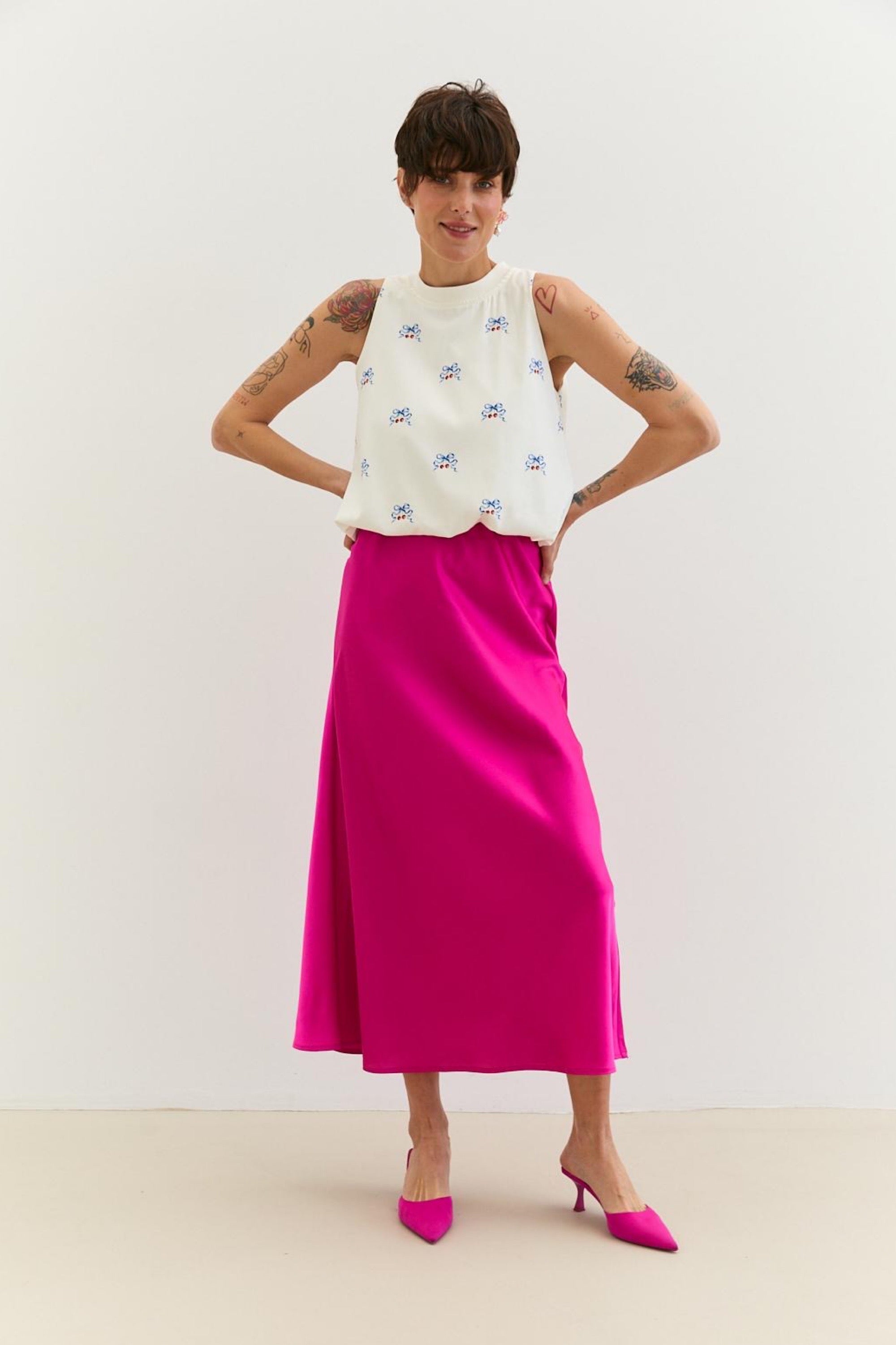 Raspberry  skirt "Gentle"