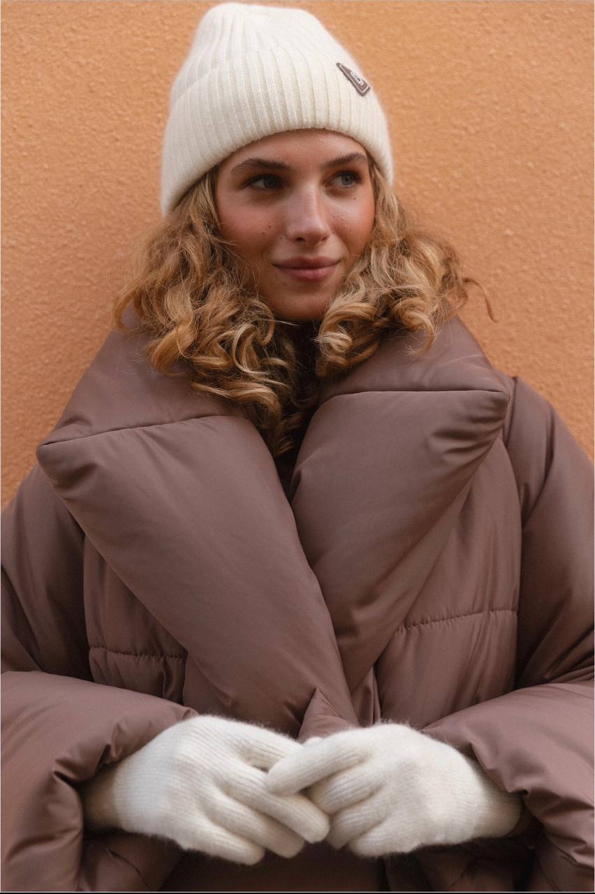 Milk winter hat