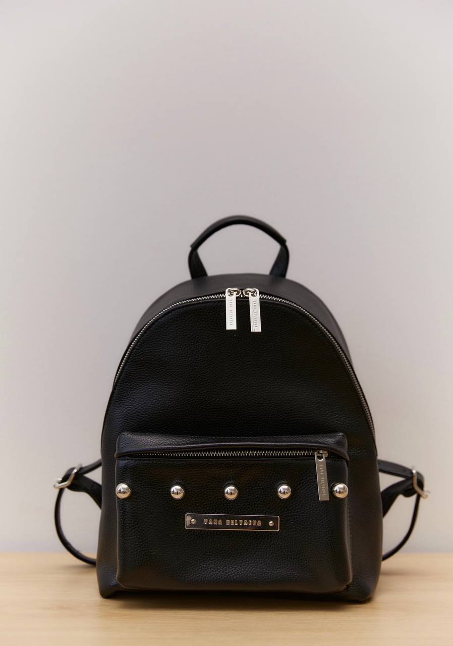 Black leather backpack S