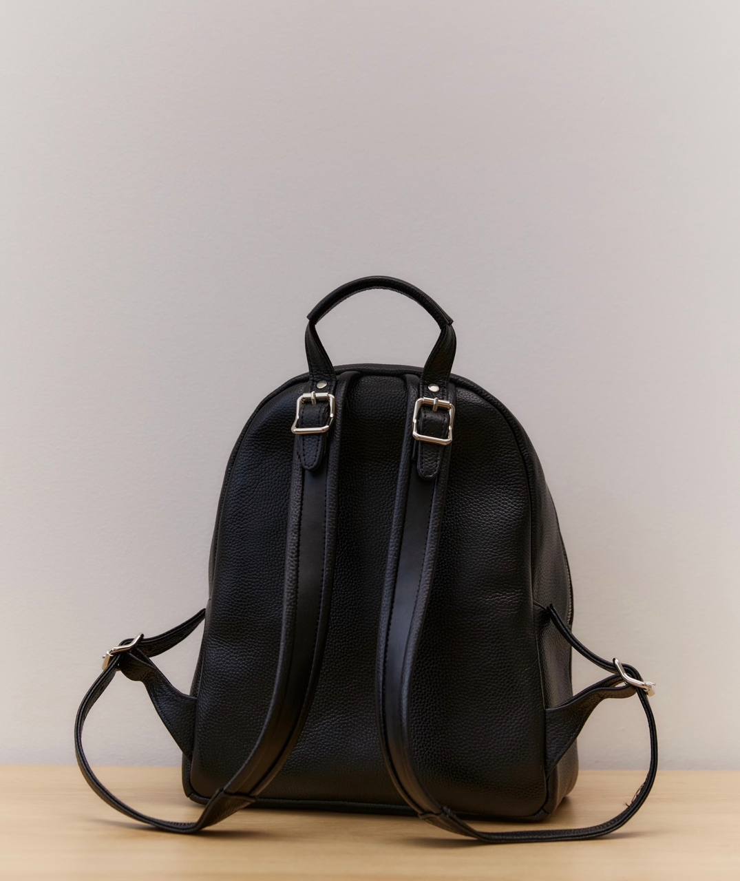 Black leather backpack S