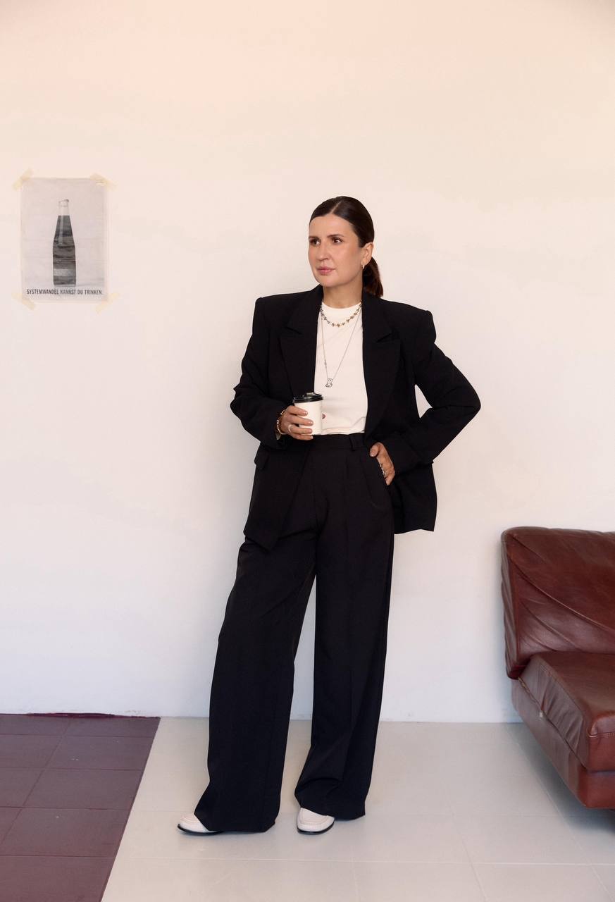 Black trousers "MD"