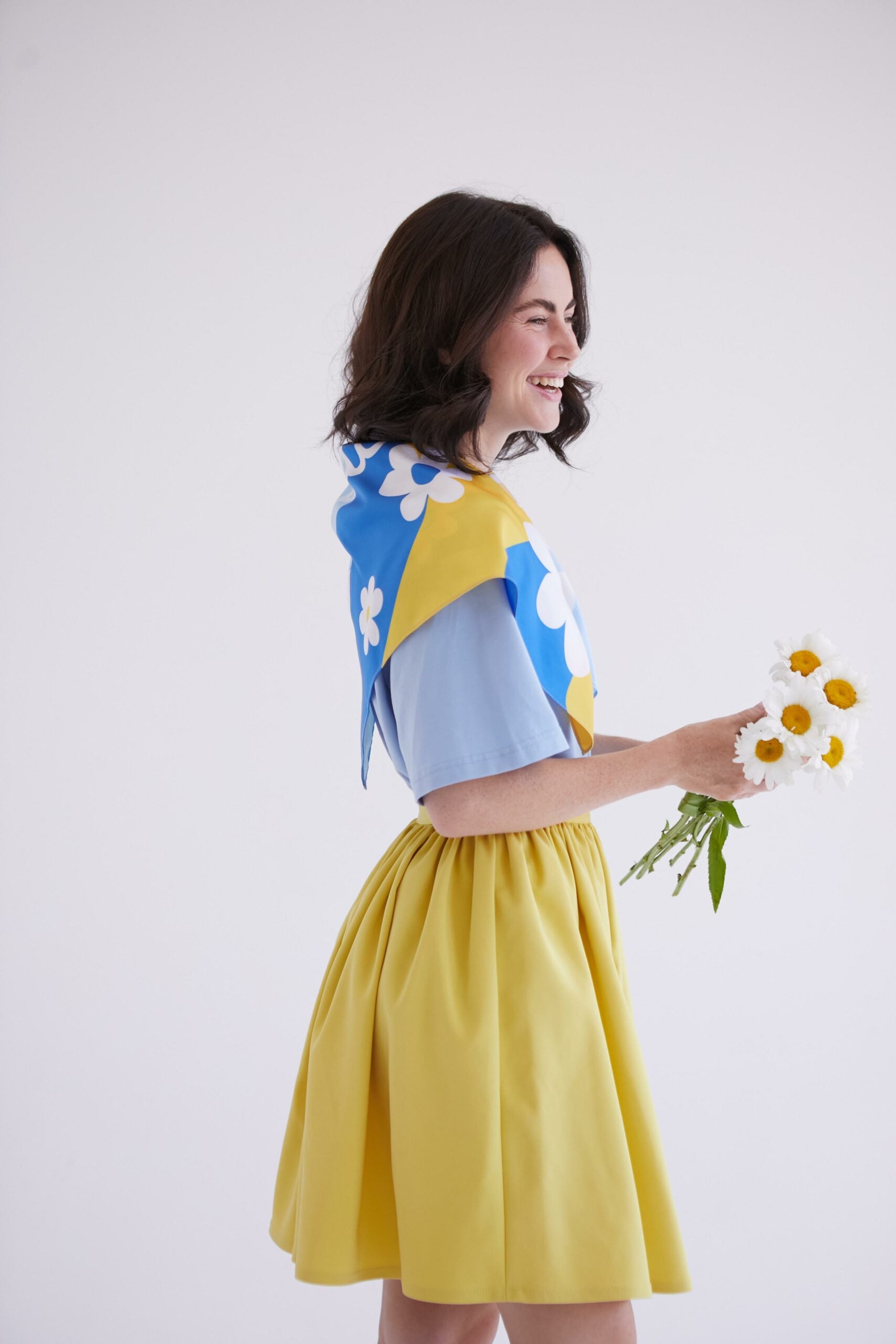 Short yellow skirt