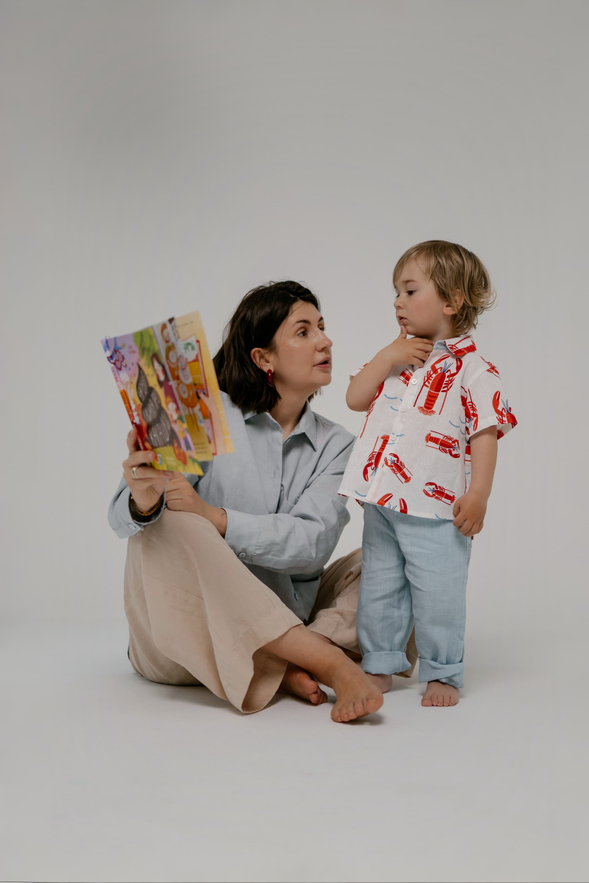 Lobster Matty Tales Linen Shirt