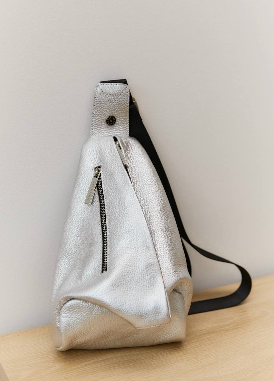 "FIONA"  срібна шкіряна сумка трансформер