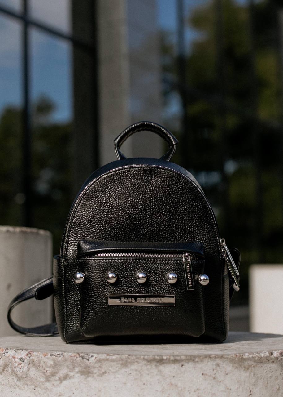 Black leather backpack XS