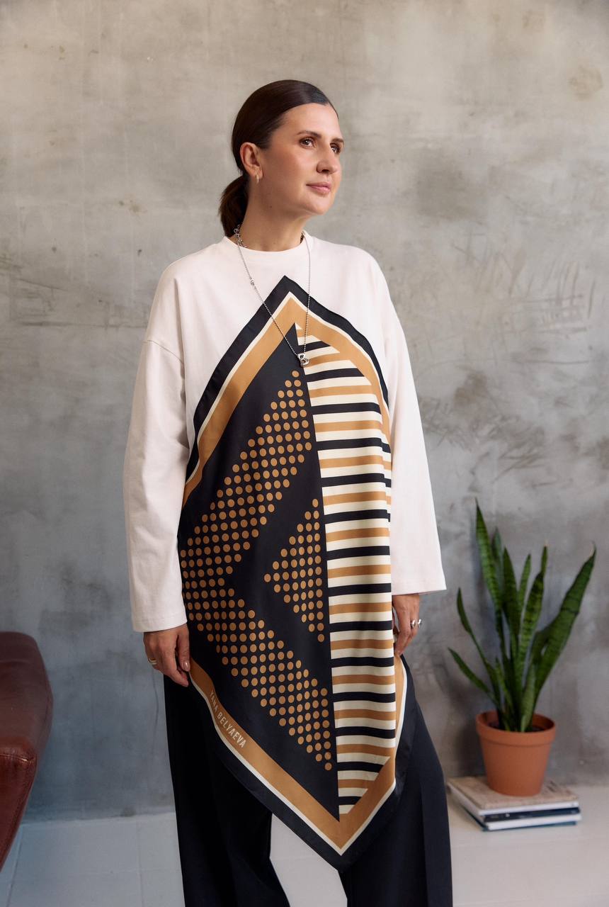 White Longsleeve with a scarf