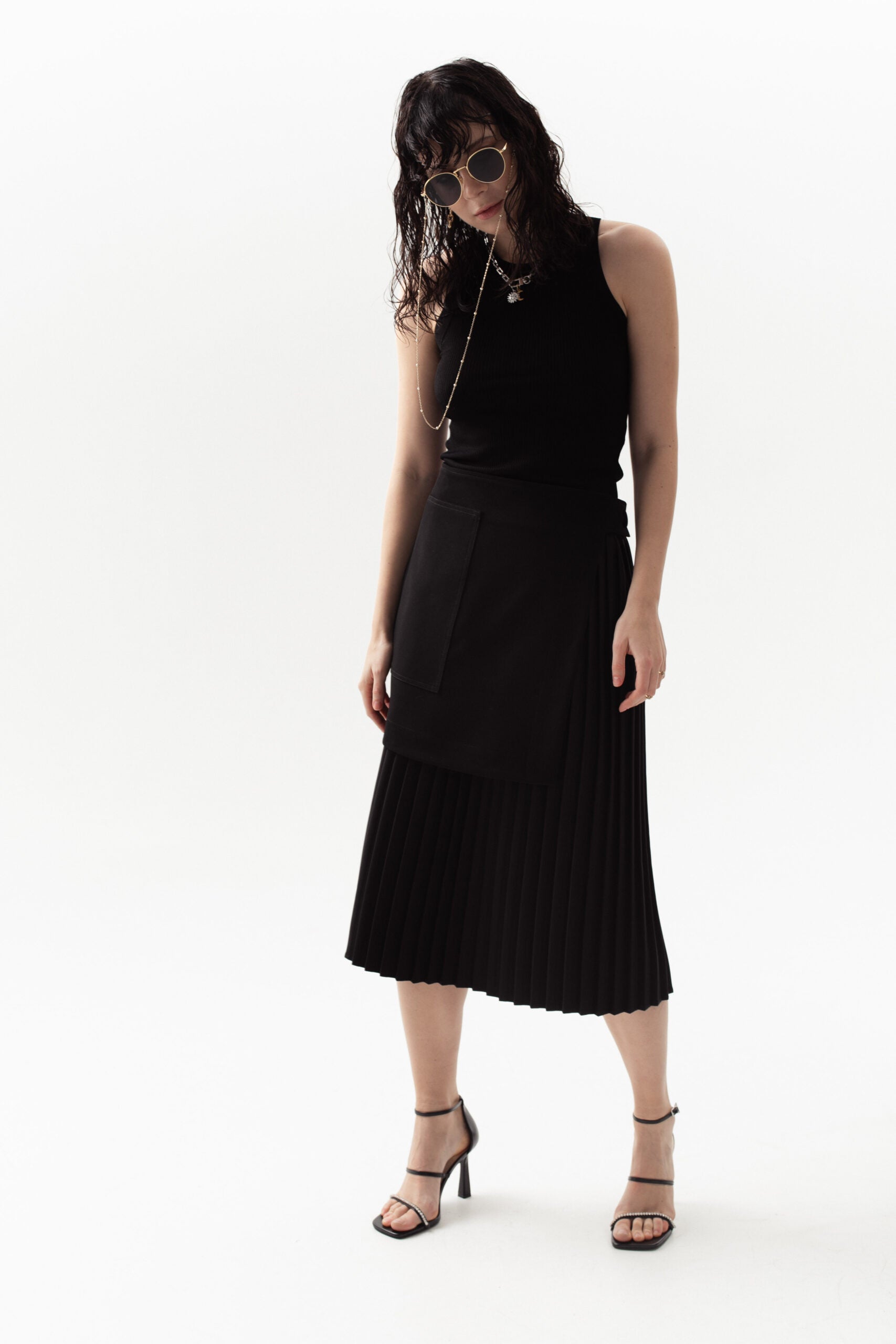 Black "Symona" Pleated Skirt