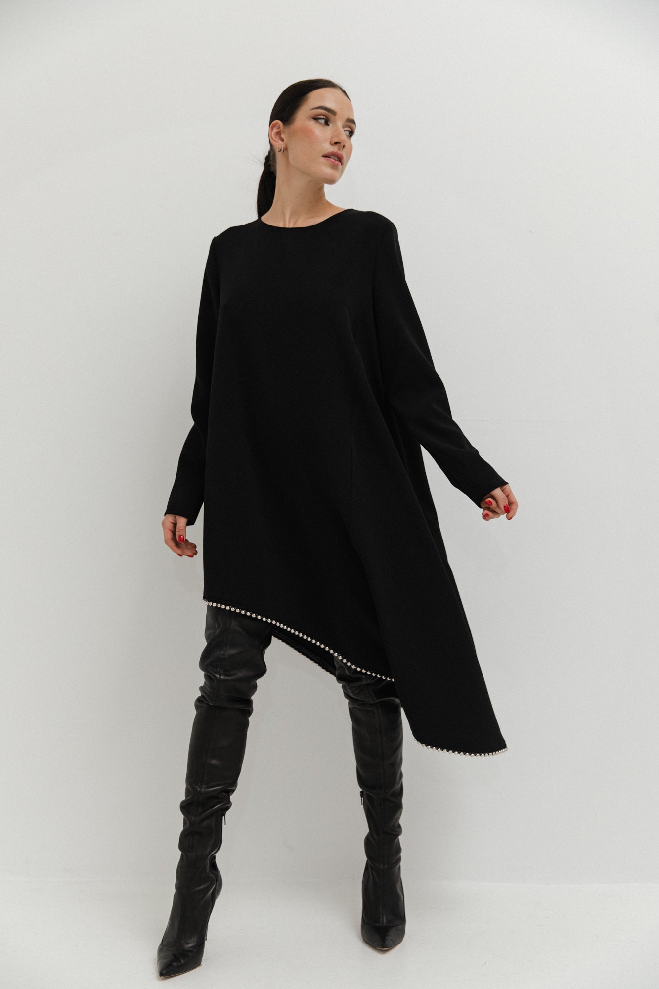 Black Eve's dress with beads