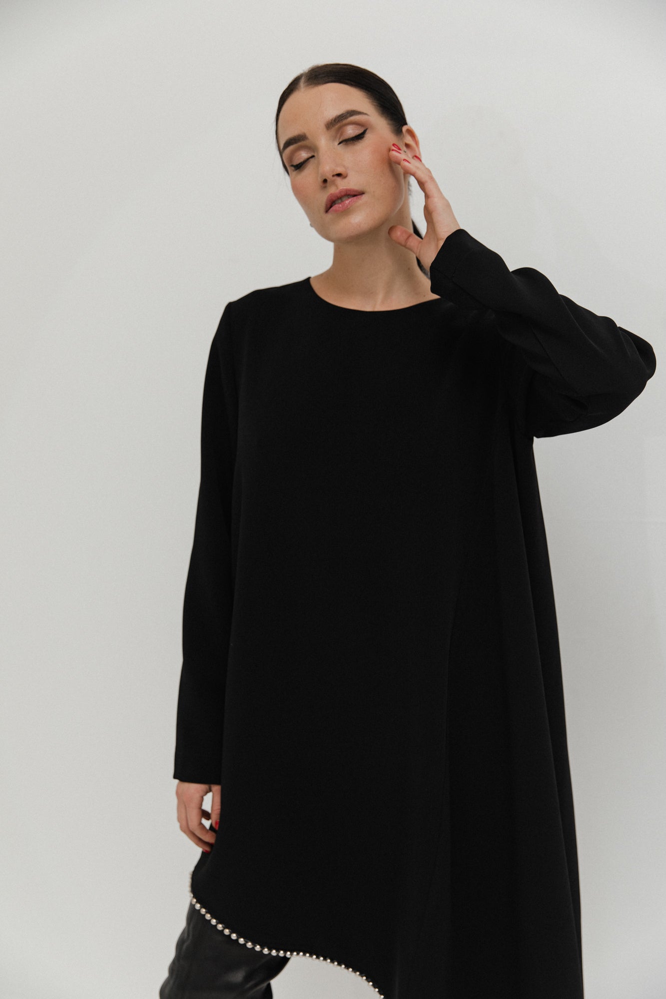 Black Eve's dress with beads